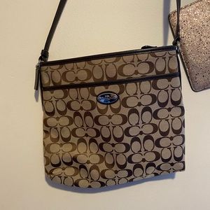 Authentic Coach crossbody